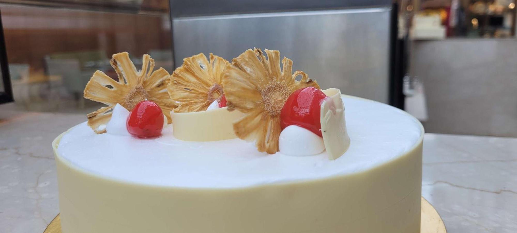 Radisson Blu Hotel, Greater Noida Dış mekan fotoğraf A cake